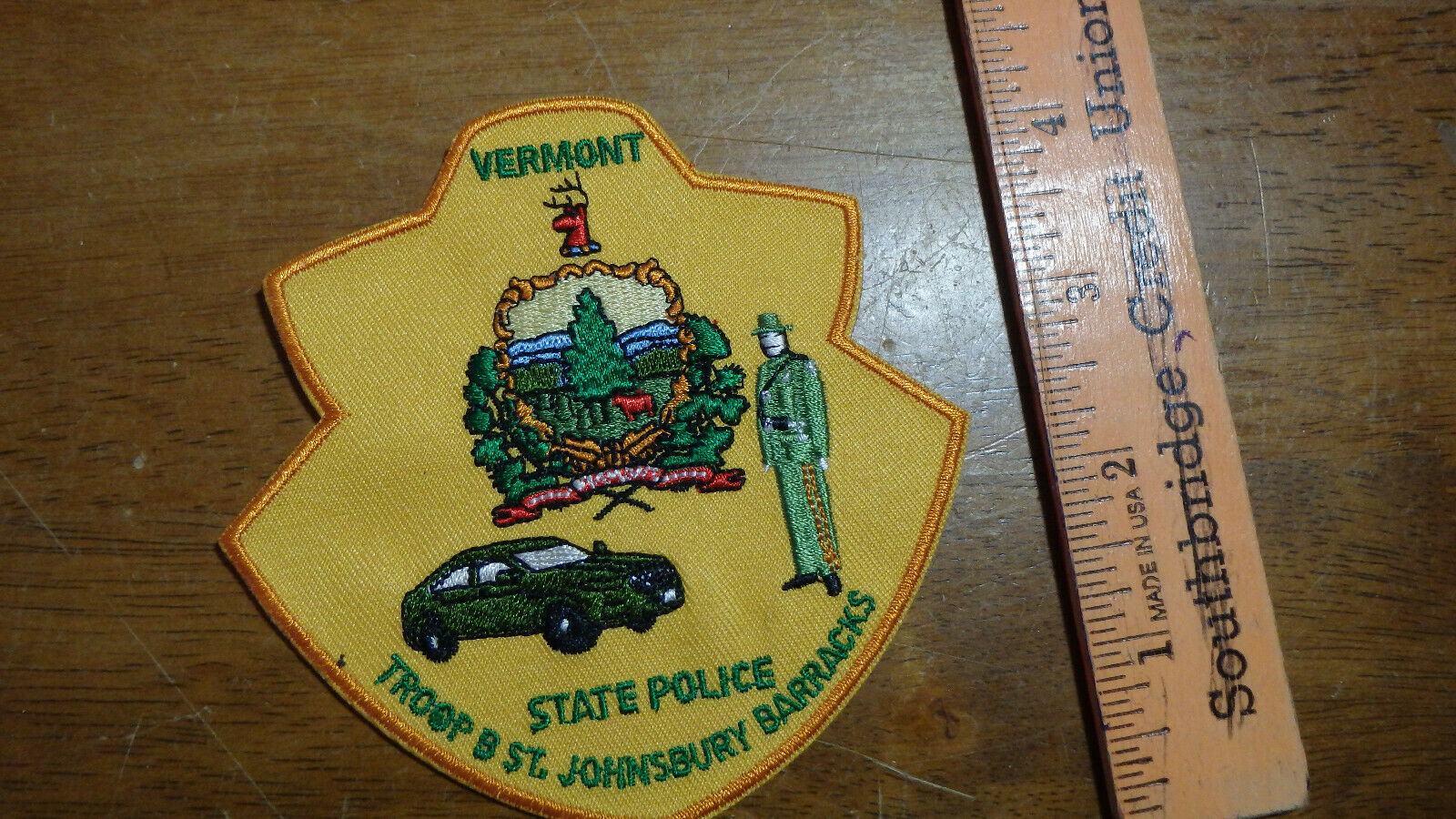 VERMONT STATE POLICE TROOP B ST. JOHNSBURY BARRACKS OBSOLETE PATCH BX 10#7