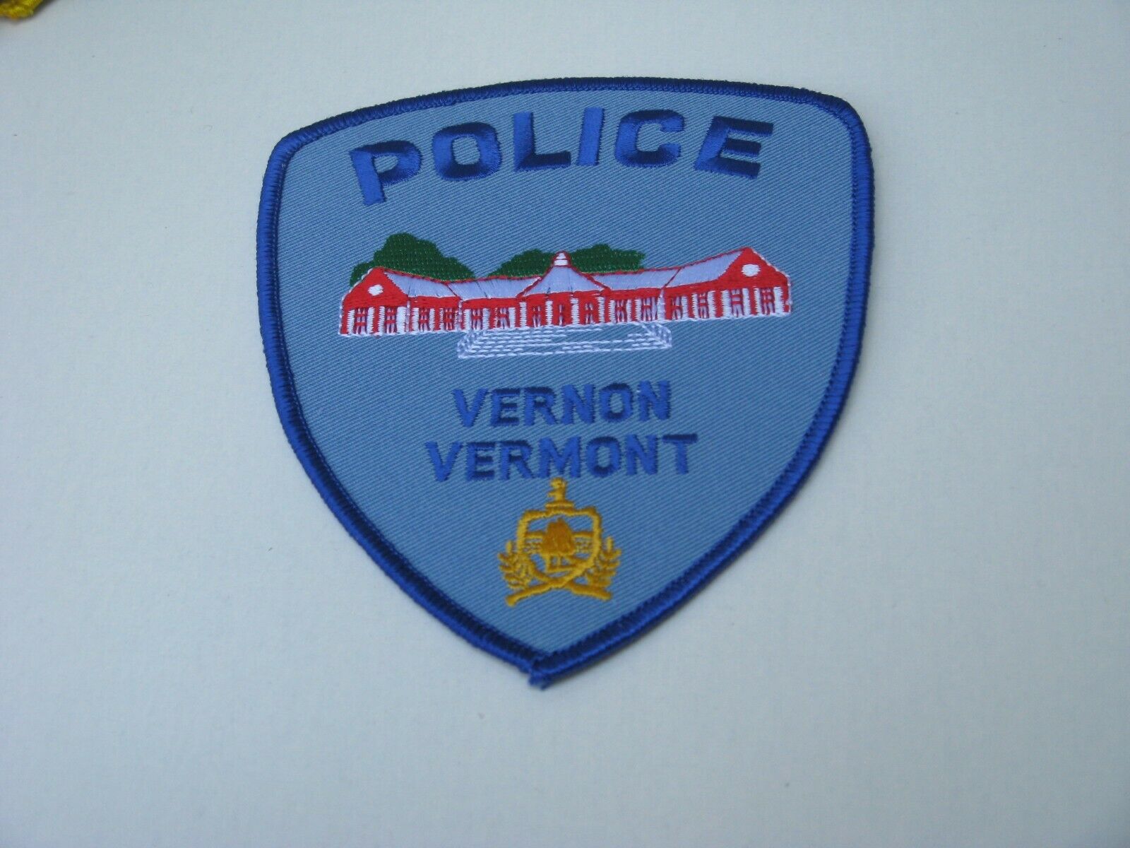 VERNON VERMONT POLICE SHOULDER PATCH VT